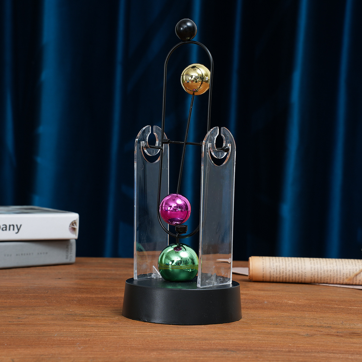Newton Pendulum Perpetual Moti - Office Furniture Loft recensie en prijs